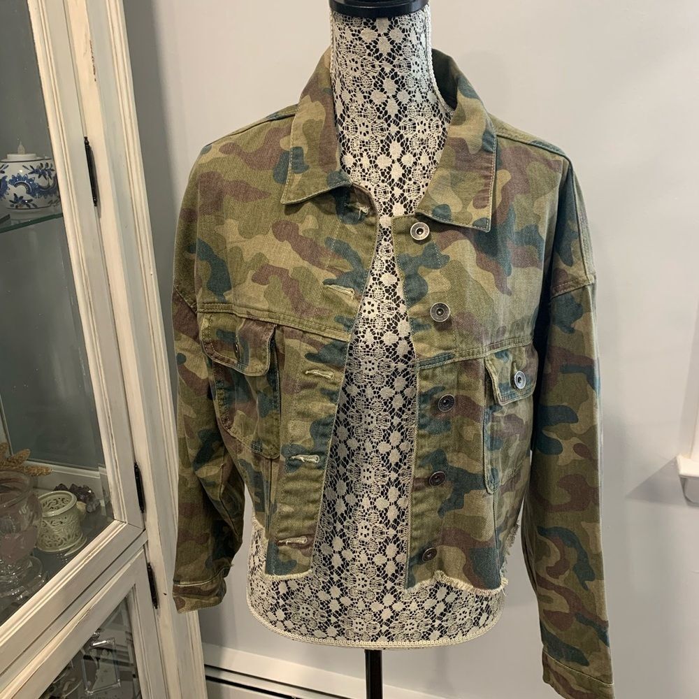 91 Cotton On Green and Brown Utility Jacket with Vintage Camouflage